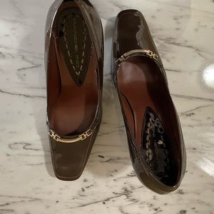 Brown patent leather pumps